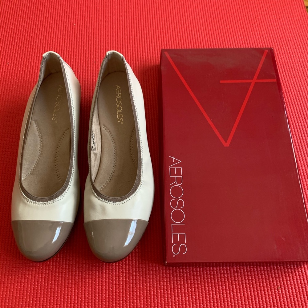 Aerosoles wedge loafers